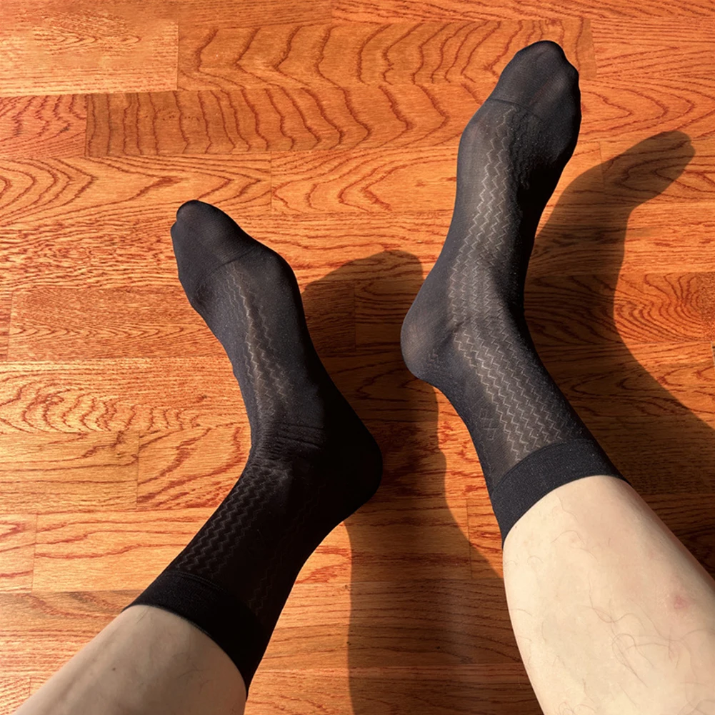 Oddychające biznesowe skarpety męskie, skarpety z wzorem fal, pończochy prześwitujące, wygodne w noszeniu, materiał nylonowy.