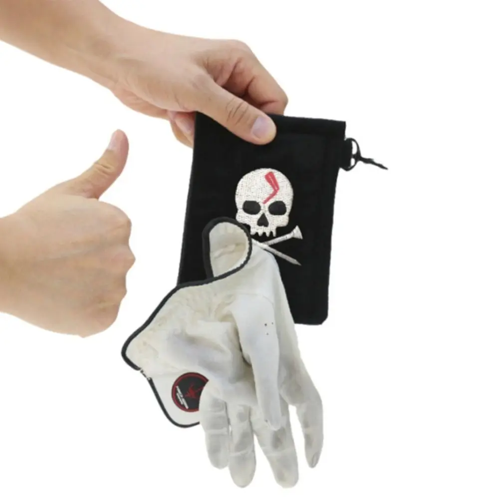 Portable Skull Pattern Magnetic Golf Towel 15x10.5cm with Carabiner Golf Club Wiping Cloth Mini Compact Golf Posture Correction