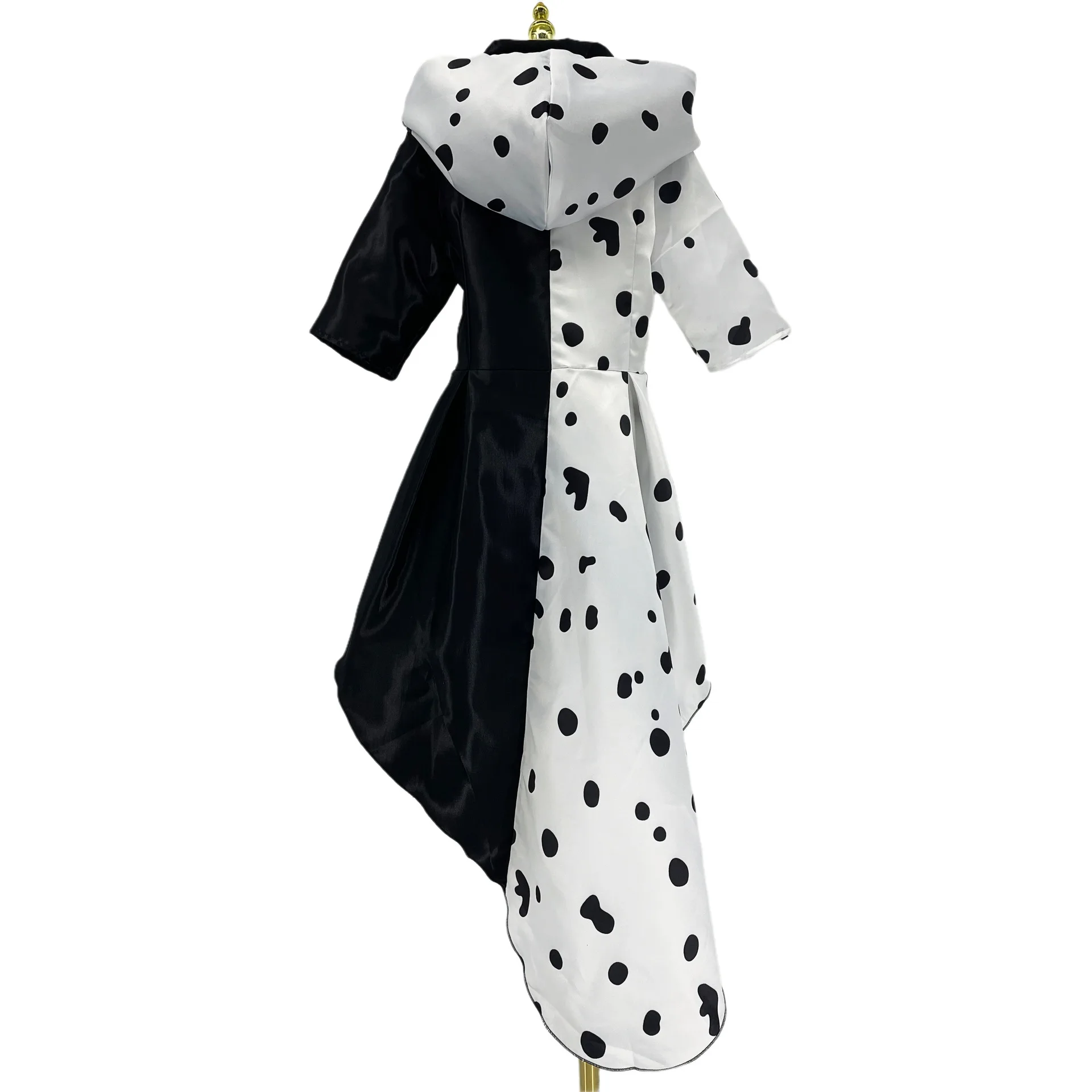 Anime Cruella De Vil Costume with Short Cruly Half Black and Half White Cosplay Wig Cruella Cosplay Black White Princess Dresses