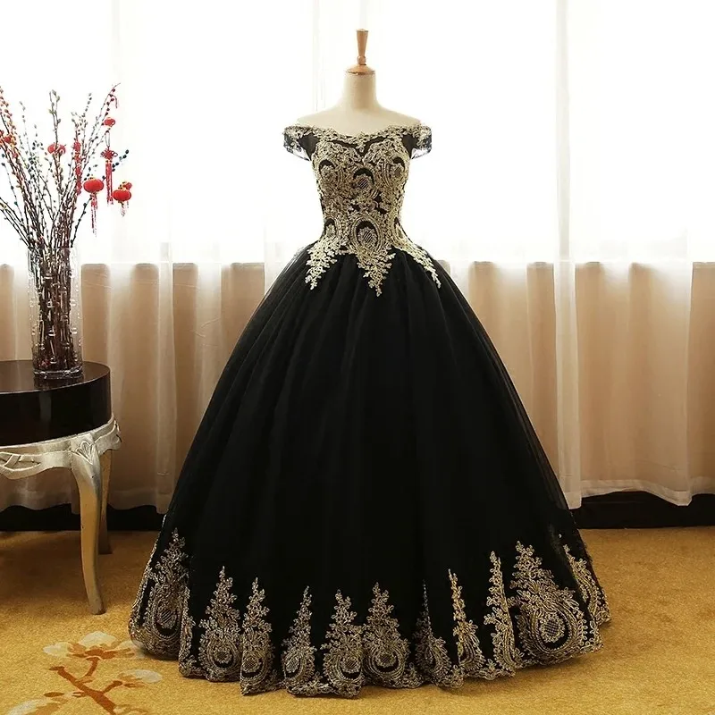 2023 New Off Shoulder Red Quinceanera Dresses Classic Lace Ball Gown Eleangt Party Dress Plus Size Prom Gowns 14 Colors