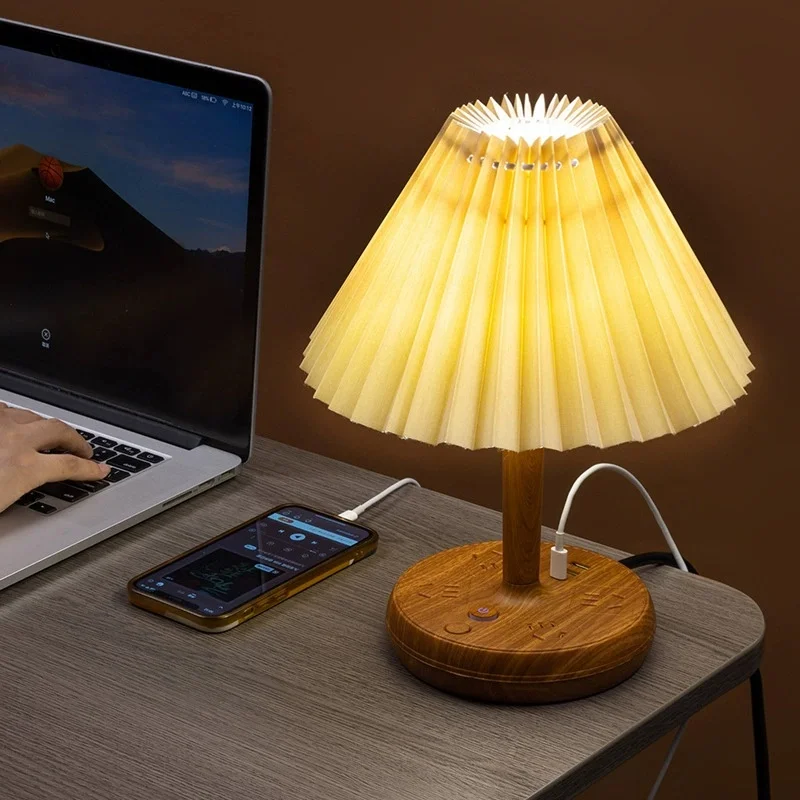 

Настольная лампа из ткани из массива дерева, USB-розетка, украшение для спальни, кабинета, небольшой ночник, многоцветная регулировка температуры, свободно
