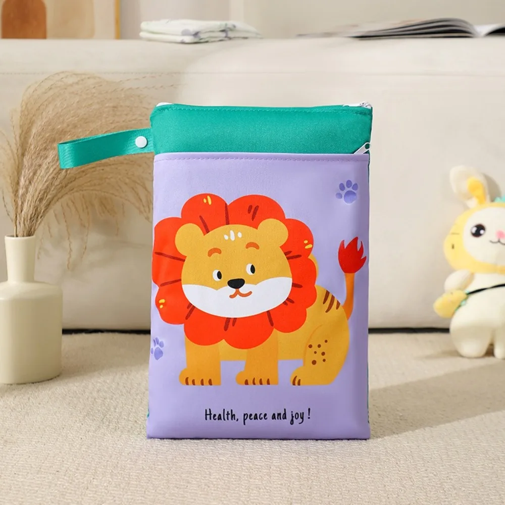 Tas Basah Kering Dapat Digunakan Kembali Kapasitas Besar Tas Penyimpanan Gantung Tempat Tidur Bayi Tahan Air Organizer Popok Multifungsi Portabel