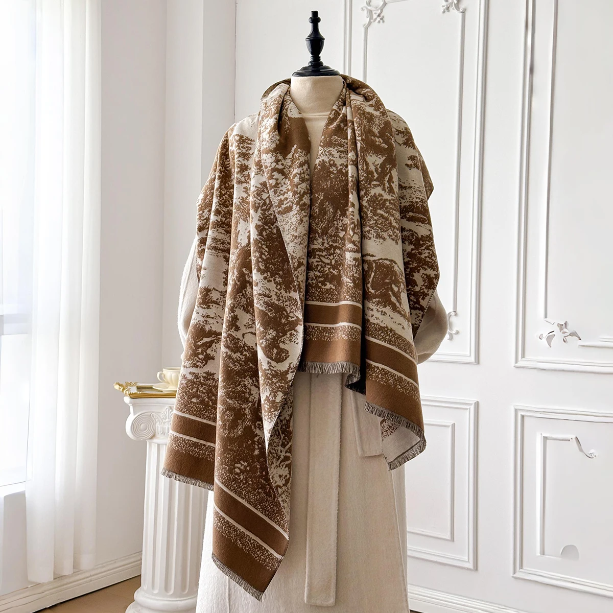 Damen-Kaschmirschal der Luxusmarke 2025, warm, mit Quasten, gestreift, bedruckt, Pashmina-Schal, Foulard und Poncho für den Winter – Detail 9