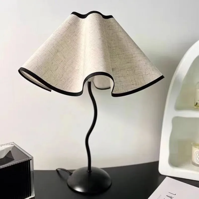 Girl heart petal umbrella light ins advanced sense simple medieval night light bedroom bedside study atmosphere light