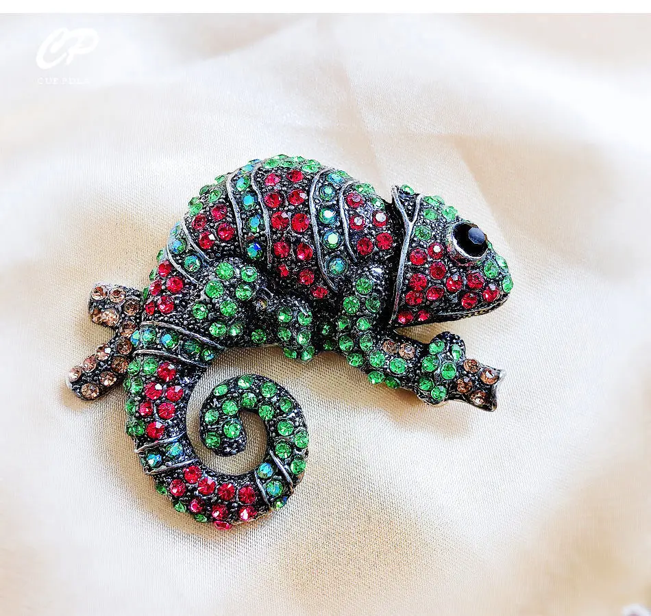 Personality creative alloy rhinestone chameleon brooch high-end wild animal pin fashion insect jewelry corsage