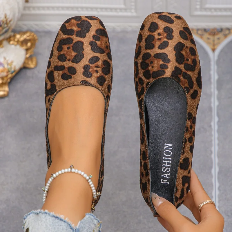 

Women's Flat Casual Round-Toe Moccasins & Ballet Flats — Cute Suede Church Shoes and Elegant, Soft-Soled Comfort Shoes for Moms