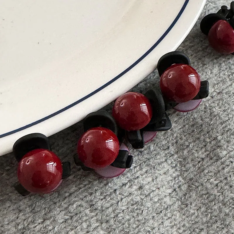 Hair Claw Clip Red Resin Lightweight Grip for Flyaway Bangs Front Side Styling Daily Office Travel Portable Hair Accessory