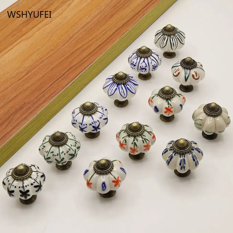 Hand Drawn Rustic Style Pumpkin Handle Ceramic Blue and White Classical Handle Drawer Wardrobe Door Single Hole Small Handle