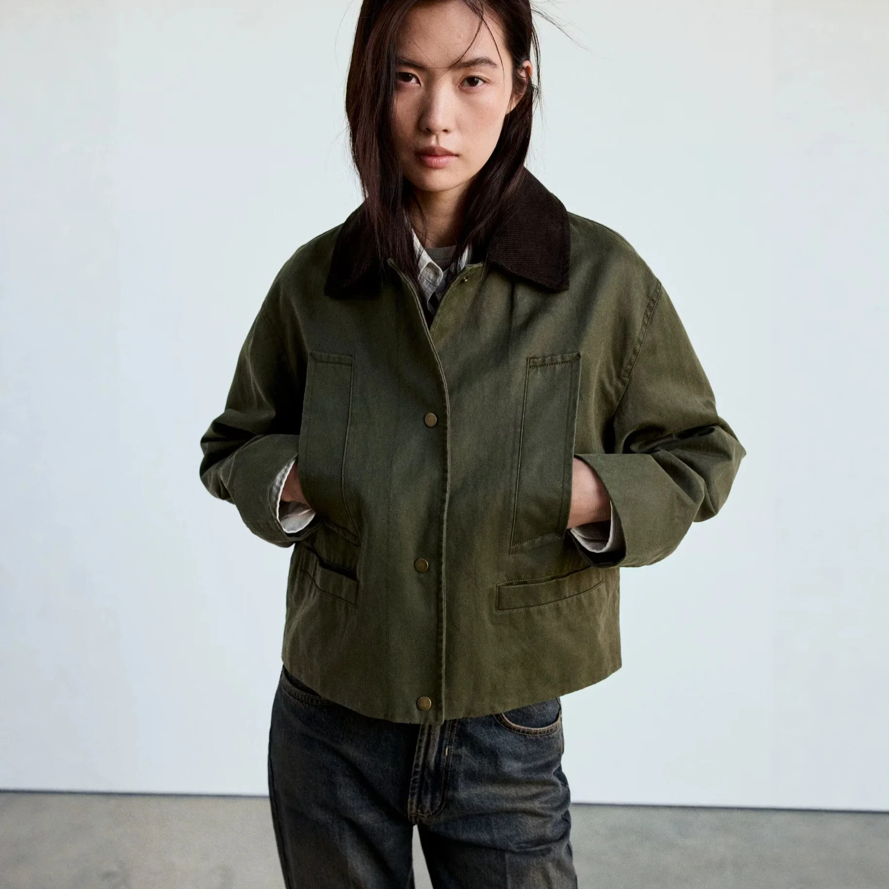 Europe, America, Popular Retro Tooling Short Jacket Corduroy Splicing Collar Multi-pocket Loose And Thin Casual Top