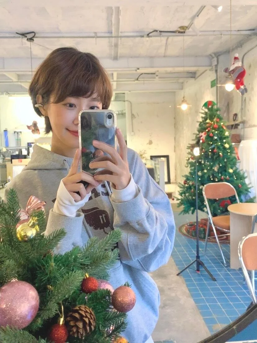 Felpa con Cappuccio Vintage in Puro Cotone con Stampa Lettere Sbiadite, Stile Casual e Comodo per Donna, Autunno Inverno...