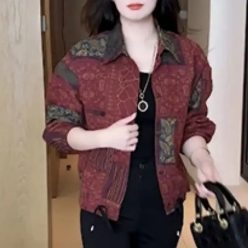 Fashion 2024 Autumn New Ethnic Style Mom Short Coat Large Loose Casual Versatile Age Reducing Top for Women