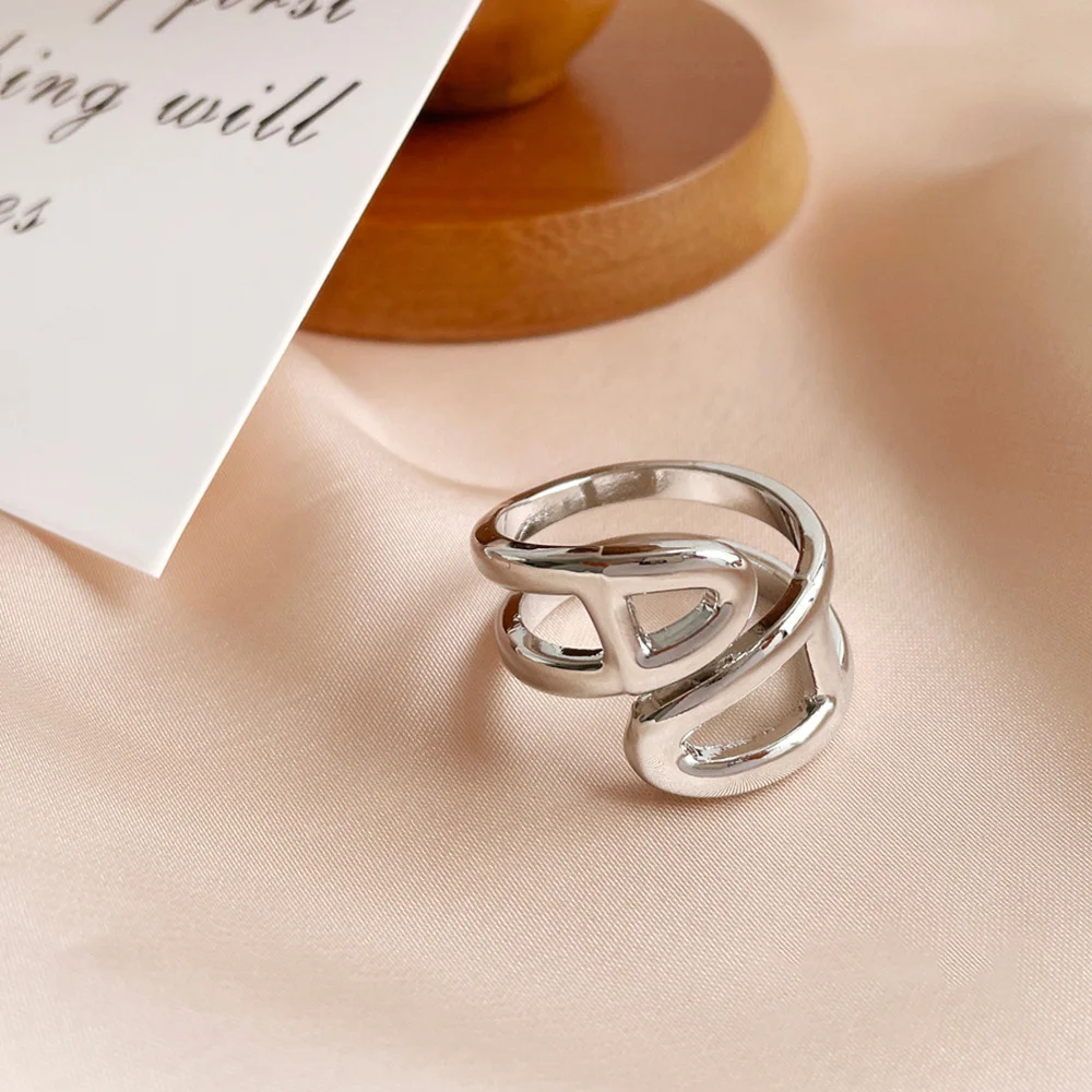 بساطتها الجوف حلقة معدنية للنساء وشاح الموضة مشبك الملابس الزاوية عقدة زر الملابس الديكور مجوهرات اكسسوارات