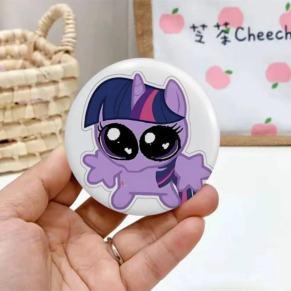 M-My Little Pony Emaille-Pins, handgefertigte runde Brosche, L Killer Yagami Light Cosplay-Abzeichen, Rucksäcke, Schmuck, Geschenke – Detail 21