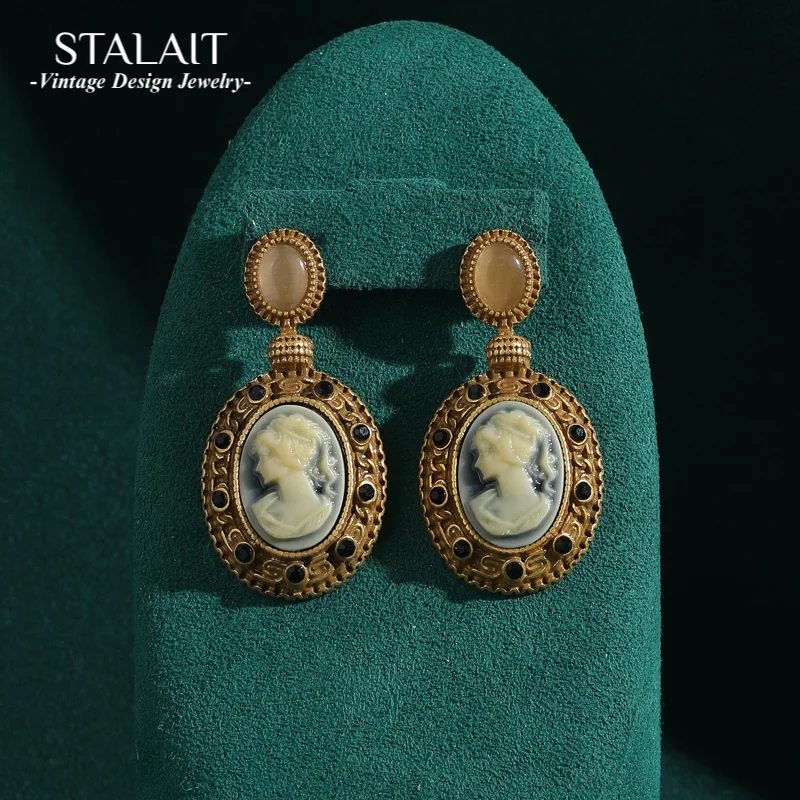 

Antique Camelot Relief Portrait Drop Earrings Beautiful Woman Oval Natural Stone Accessories Gold Color Vintage Jewelry Luxury
