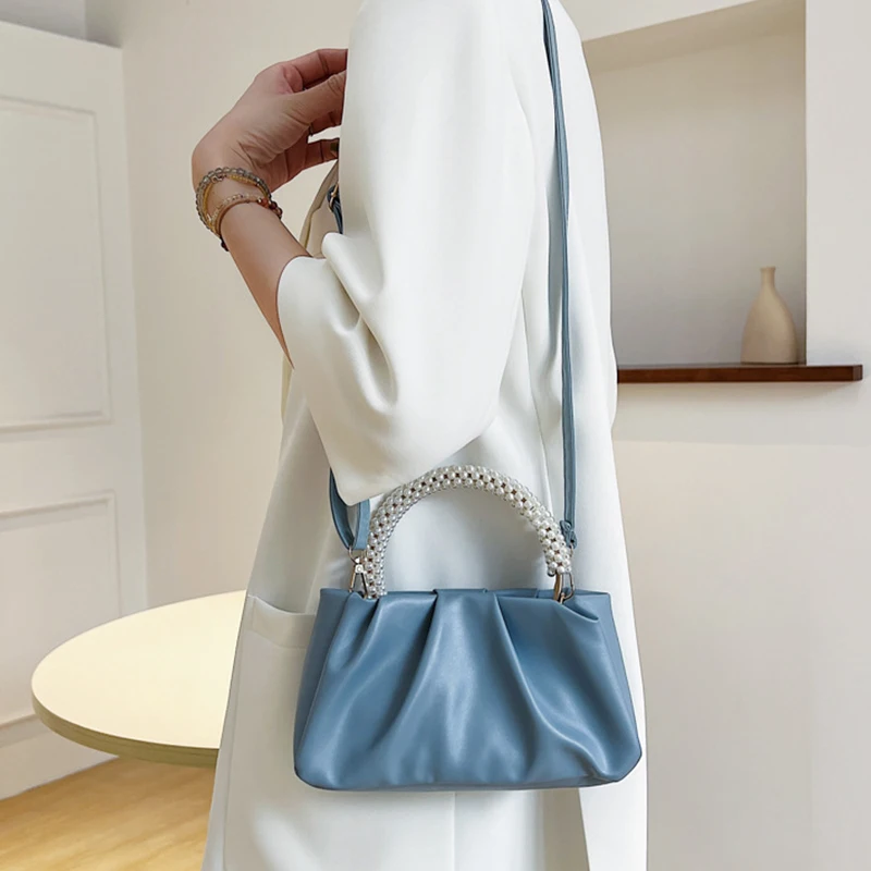 New Fashion Solid Color Cloud Bag Simple And Stylish Soft Surface Handbag