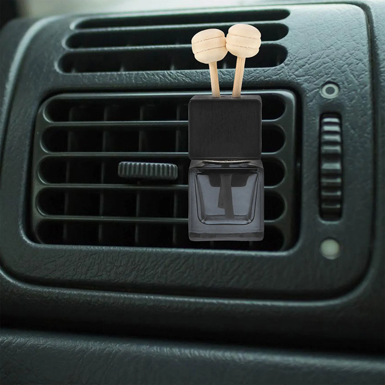 

5pcs Set of 5 Essential Oils Car Aromatherapy Hanging Bottle Air Vent Diffuser Ornament Bottles for Decoration