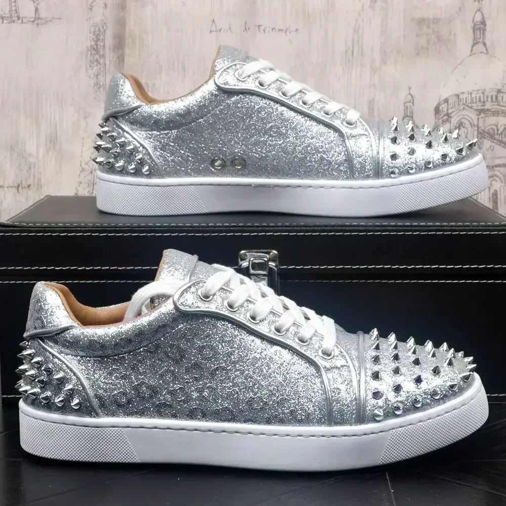 2026 Spring New Men's Trendy Studded Low-Top Sneakers Slip-On Fashion Versatile Casual Board Shoes