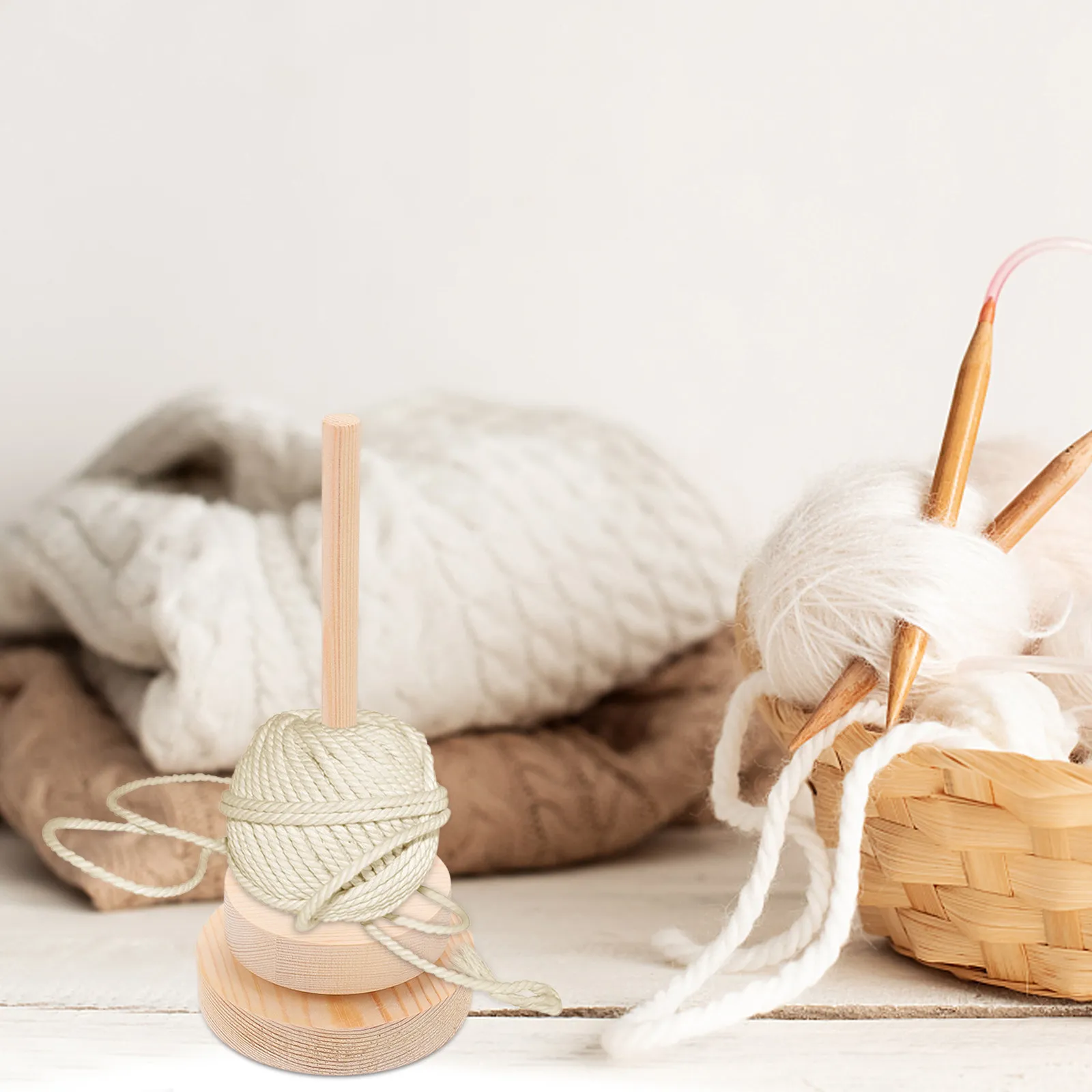Rotatable Spindle Thread Holder for Yarn Storage – Portable Knitting Rack, Beige