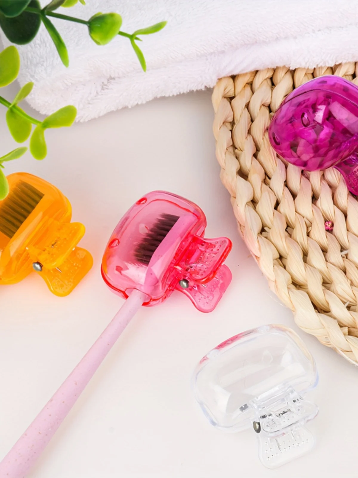 

Портативный дорожный зажим для хранения зубов, пластиковый защитный колпачок, удобный ручной держатель для зубов, органайзер для зубов