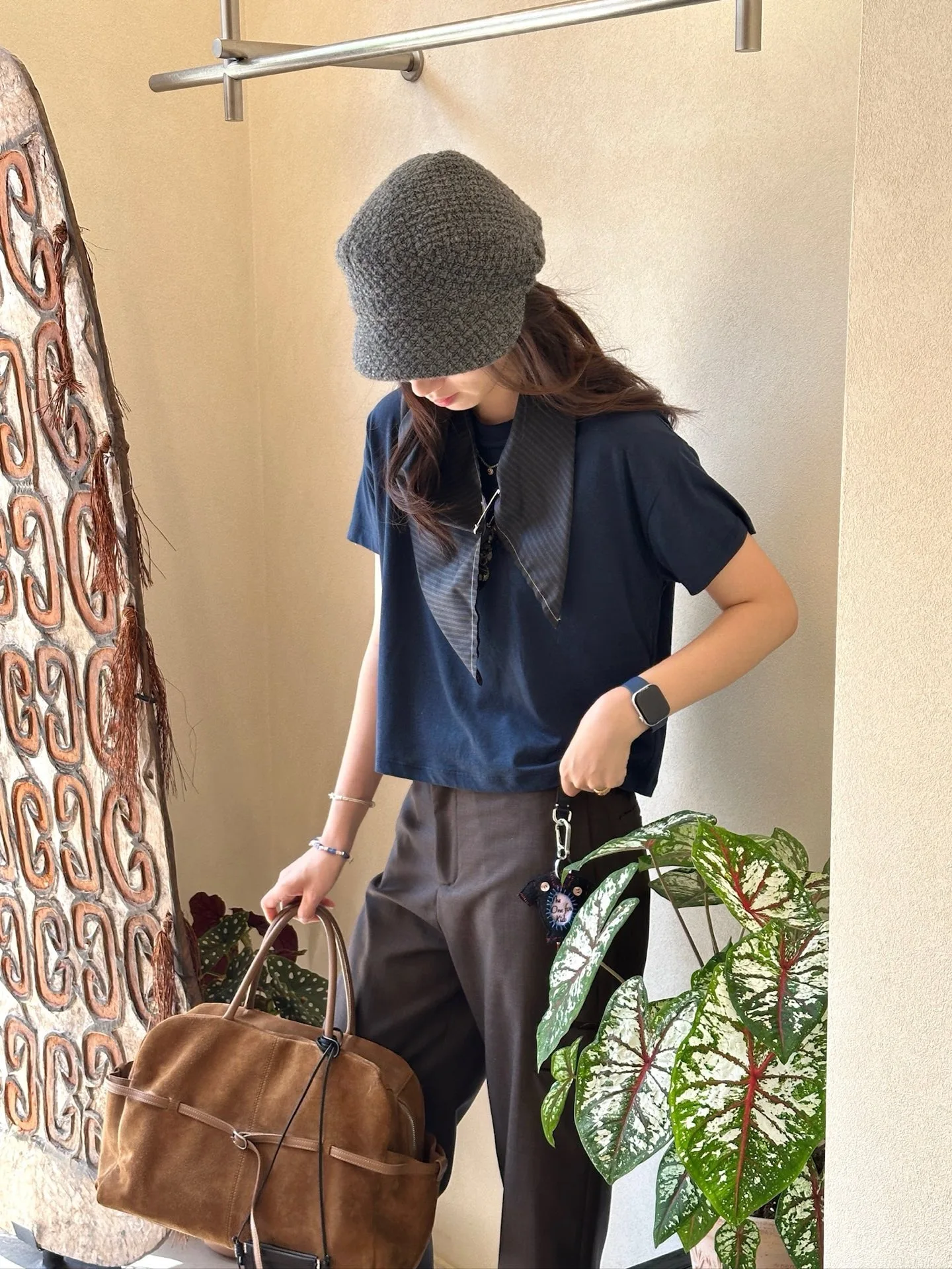 

Женская футболка SUN JUNEAN из лиоцелла и хлопка, повседневная, базовая, с коротким рукавом, прямого кроя, стандартной длины, Осень 2025