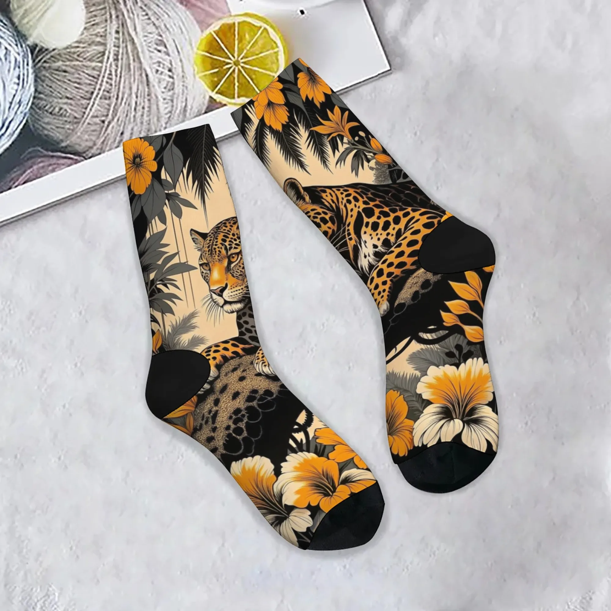 

Tropical Leopard Print Men's Socks Floral Animal Theme Casual Socks Novelty Harajuku Retro Jungle Style Crew Socks Party Gift