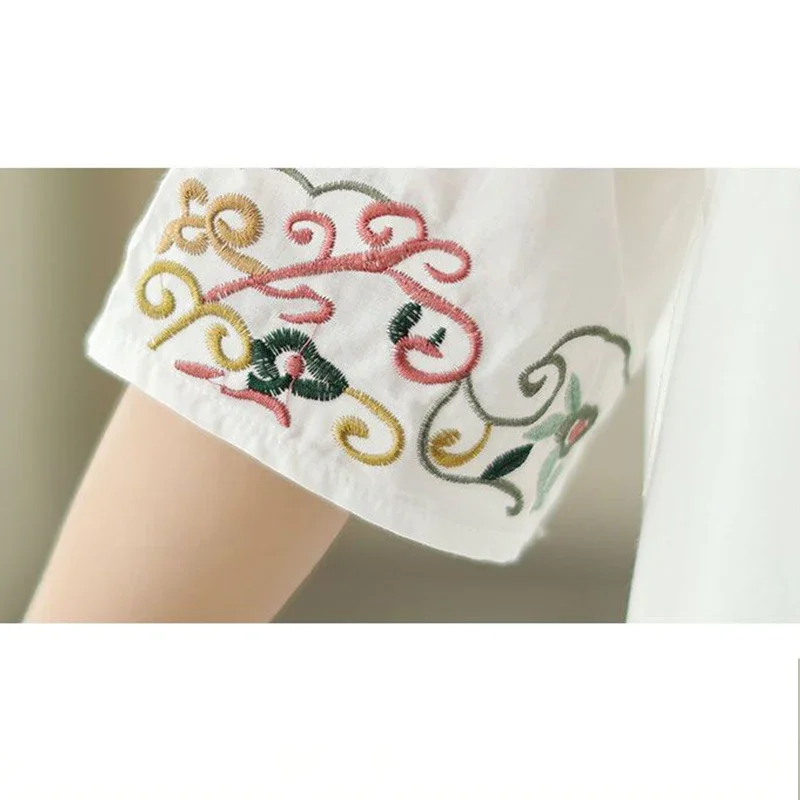 2024 Summer Ethnic Style Embroidery Loose Casual Blouse Female Half Sleeve Oversized Vintage Shirt Women Fashion Pullover Z343