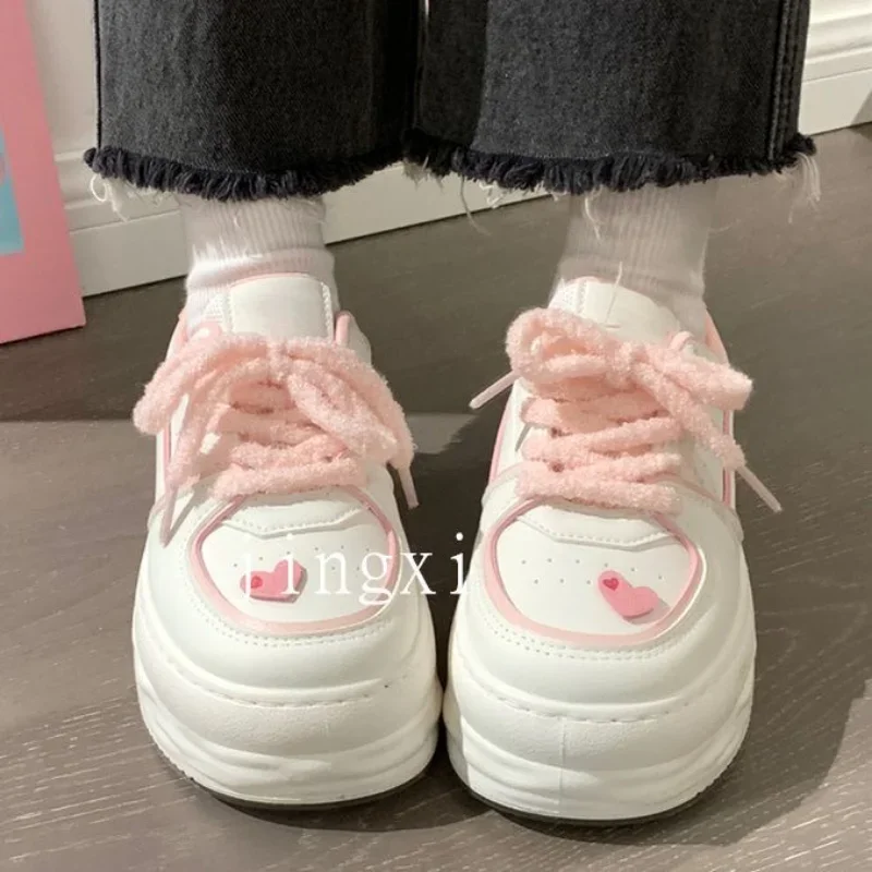 White Pink Women\'s Sports Shoes Kawaii Heart Platform Sneakers Korean Fashion Lolita Footwear Vintage Vulcanize Casual Flats