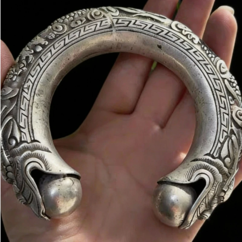 Mai Chuang/Tibetan Silver Chinese Zodiac Embossed Dragon and Phoenix Bangle Accessories Exquisite  for Men and Women Couple Gift