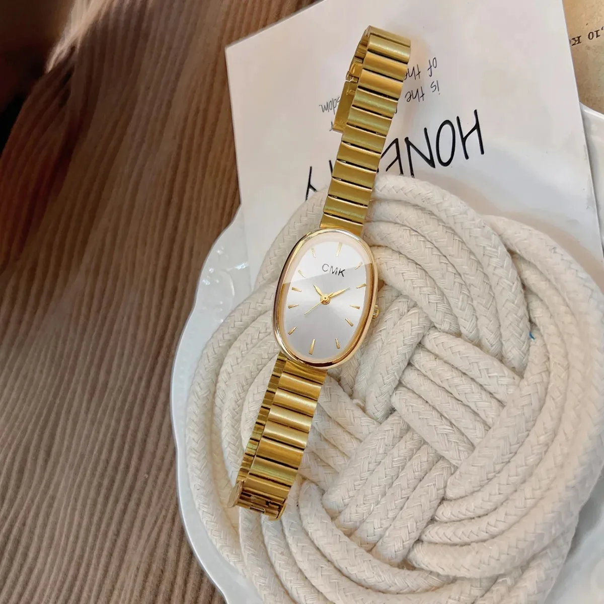 Light luxury steel strip women's watch pointer female student fashionable simple square quartz watch