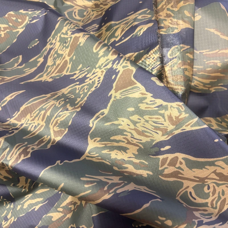

210T нейлоновая зеленая, синяя, пустынная, тигровая полоска, камуфляжная ткань, тафта, искусственная водонепроницаемая ткань, плащ «сделай сам», палатка, занавеска для душа, навес