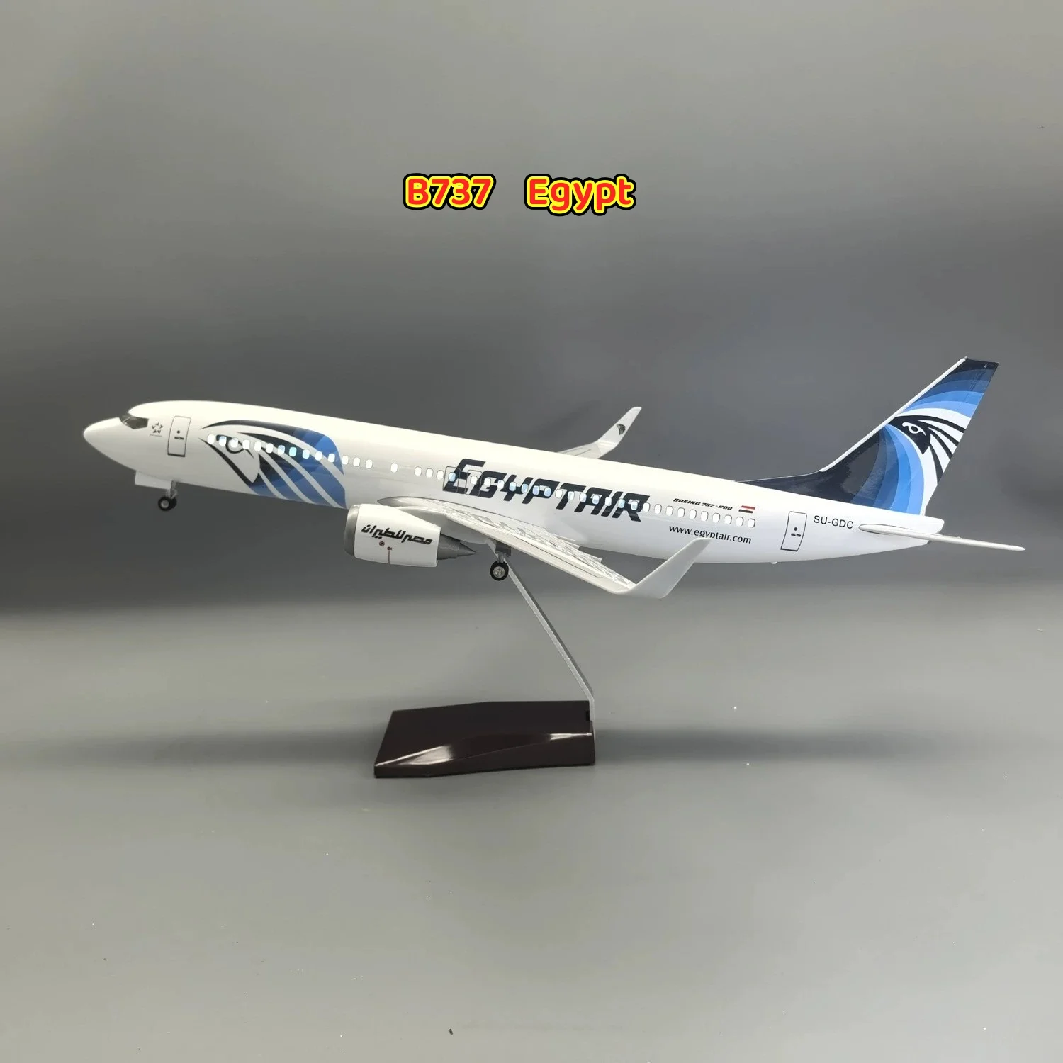 

B737 Egypt Airways Aircraft Model Toy 1:85 Scale 737 47CM with Base Landing Gear Resin Aircraft Model Ornament For Collection