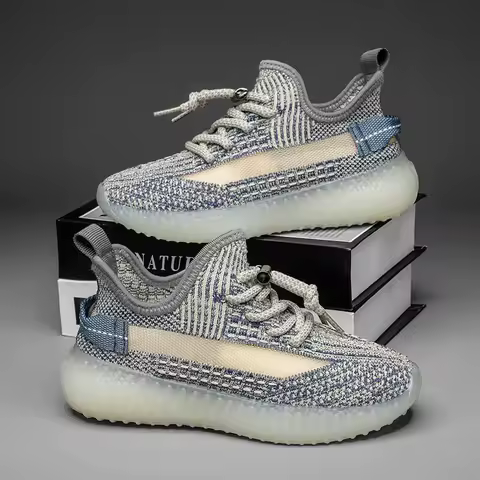 Hot Factory Direct Supply Kids Shoes Wholesale Boys Yeezy Sneakers Children Sports Shoes for Boys Girls Big Kids Casual Running