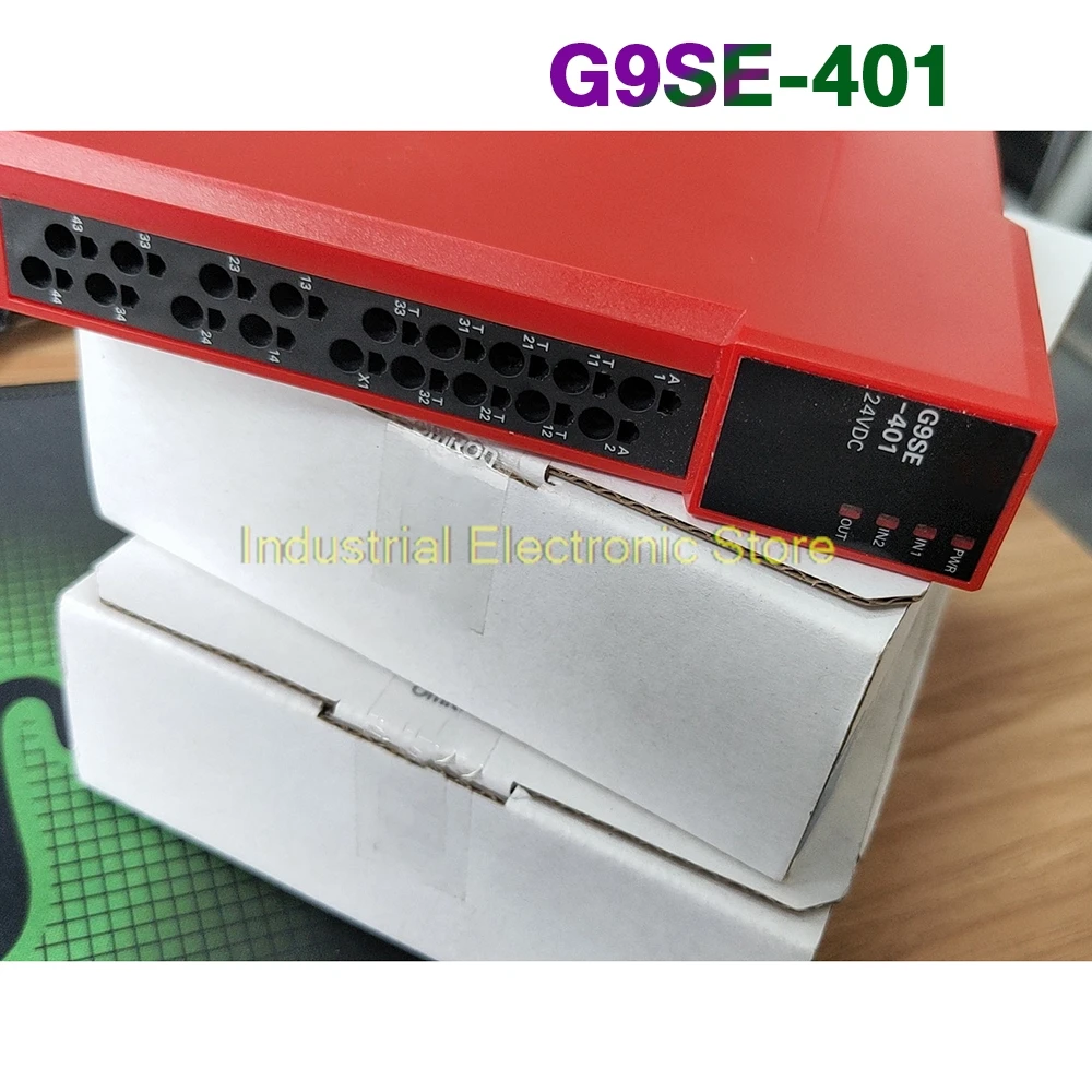 

Блок реле безопасности DC24 G9SE-401