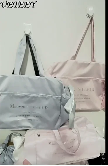 

Japanese Bags Women 2025 New Silver Letter Cute Double Bow Satin Travel Bag Large Capacity Tote Bag Can Be Used As A Suitcase