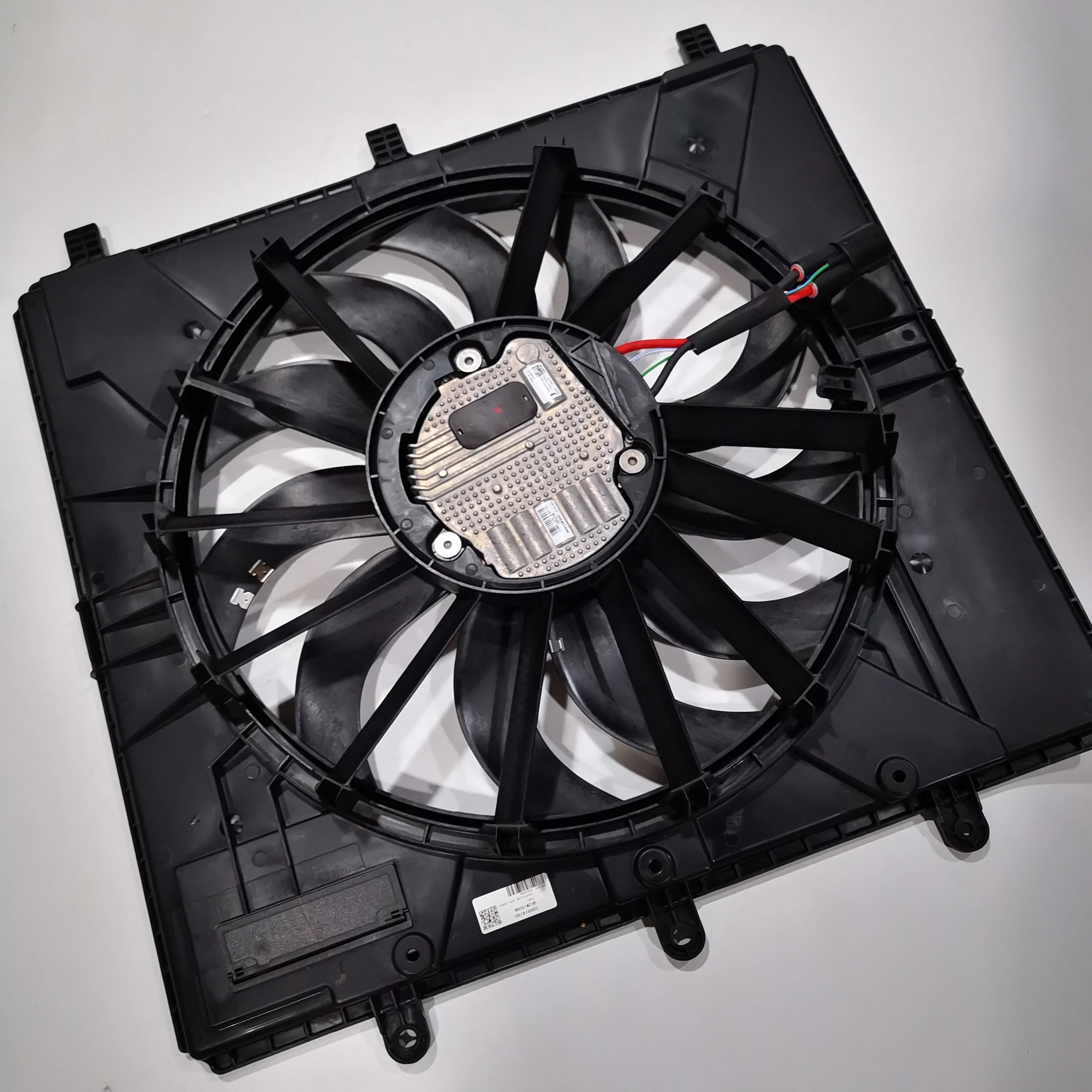 

SAIC MAXUS T60 engine cooling fan assembly C00068482