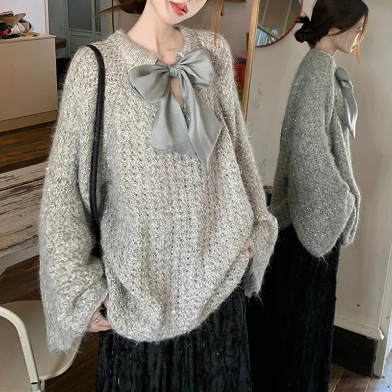 

Design Sense Front and Rear Two Wearing Sweaters Women's 2025 Winter New Bow Lazy Loose Long-sleeved Knitted Sweater Top