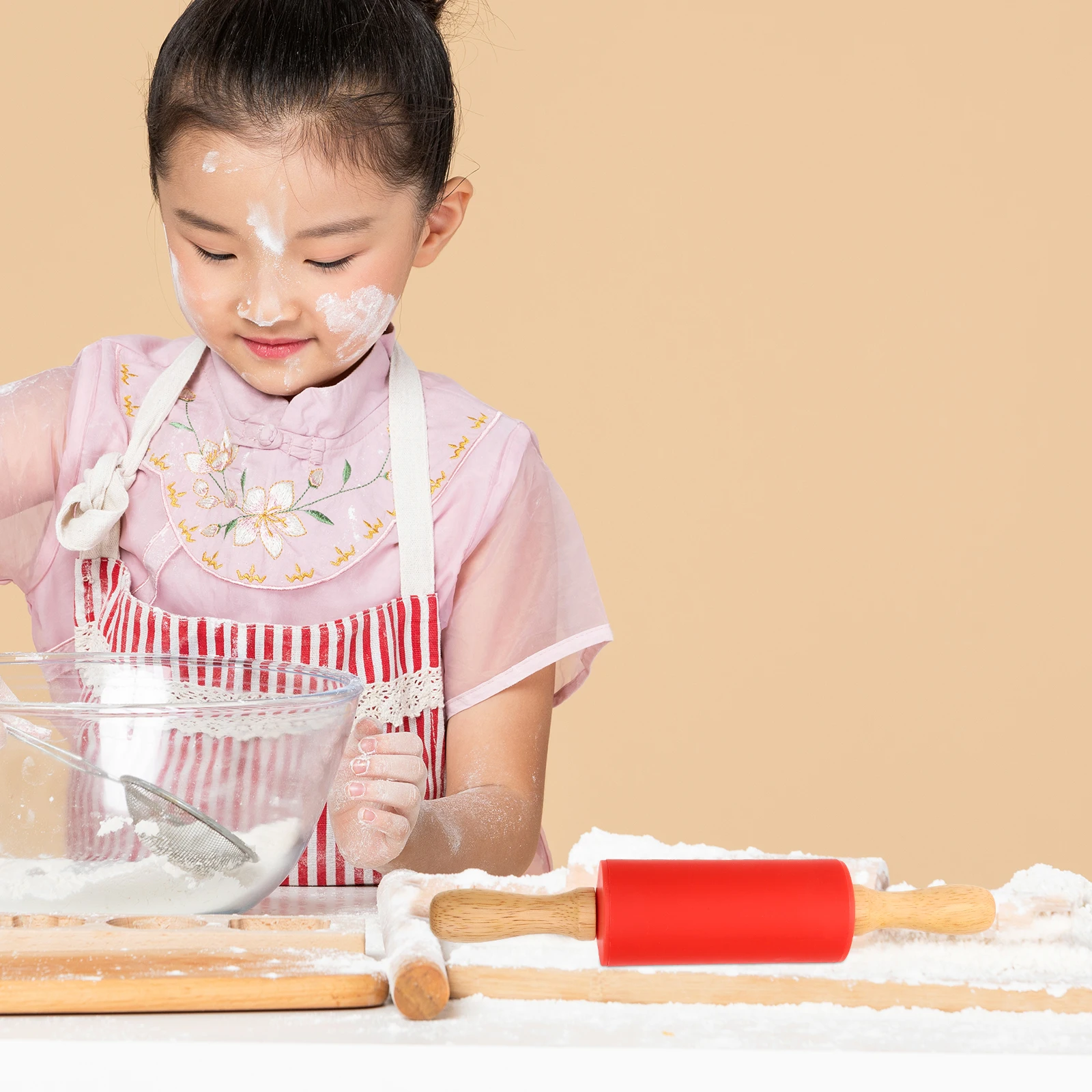 

5Pcs Wooden Rolling Pin Set Small Baking Rolling Pins Dough Roller Baking Supplies Kitchen Tool Pretend