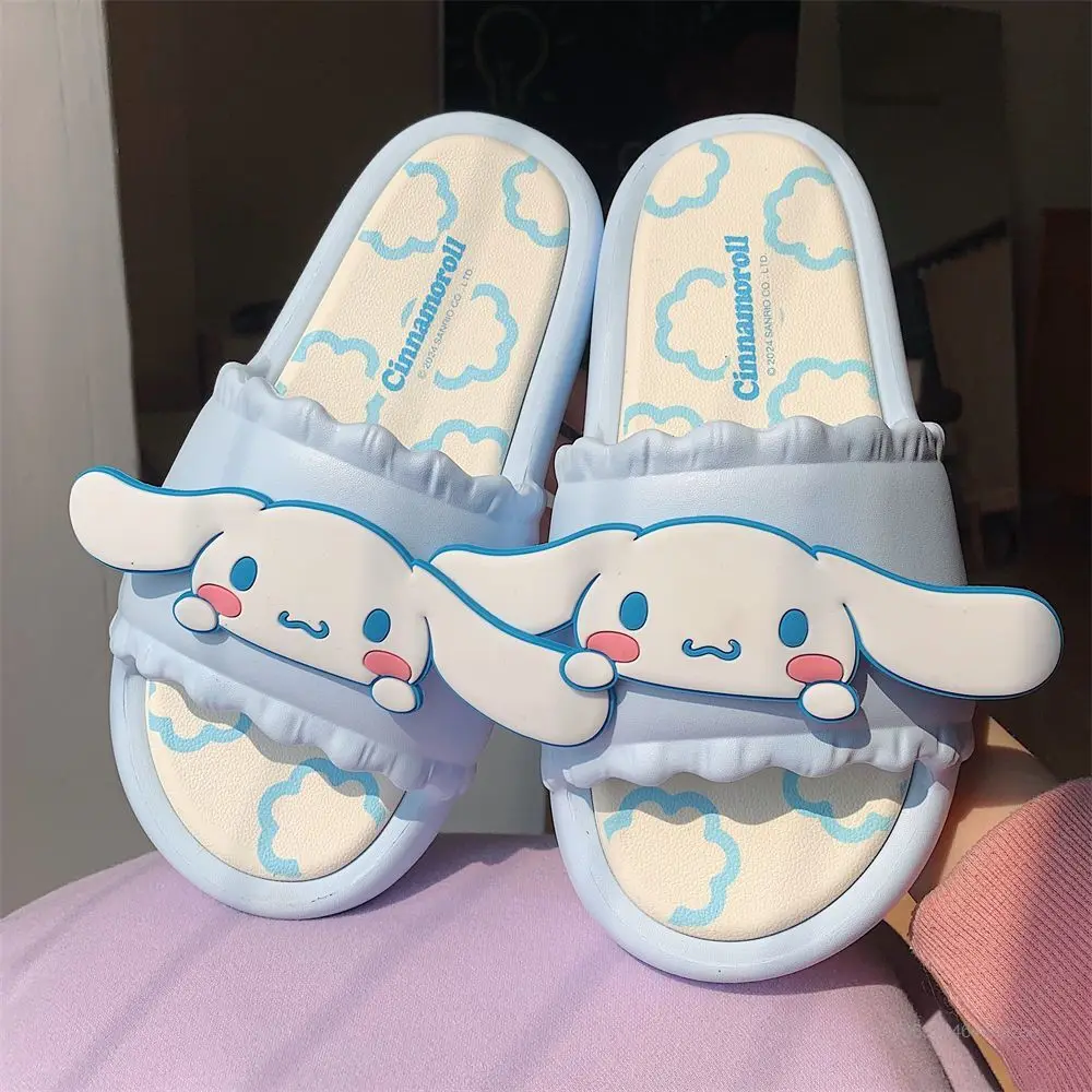 Sanrio Cinnamoroll letnie nowe kapcie kreskówka miękkie śliczne antypoślizgowe buty gruba podeszwa Y2k sandały Kawaii kobiety modne pantofle
