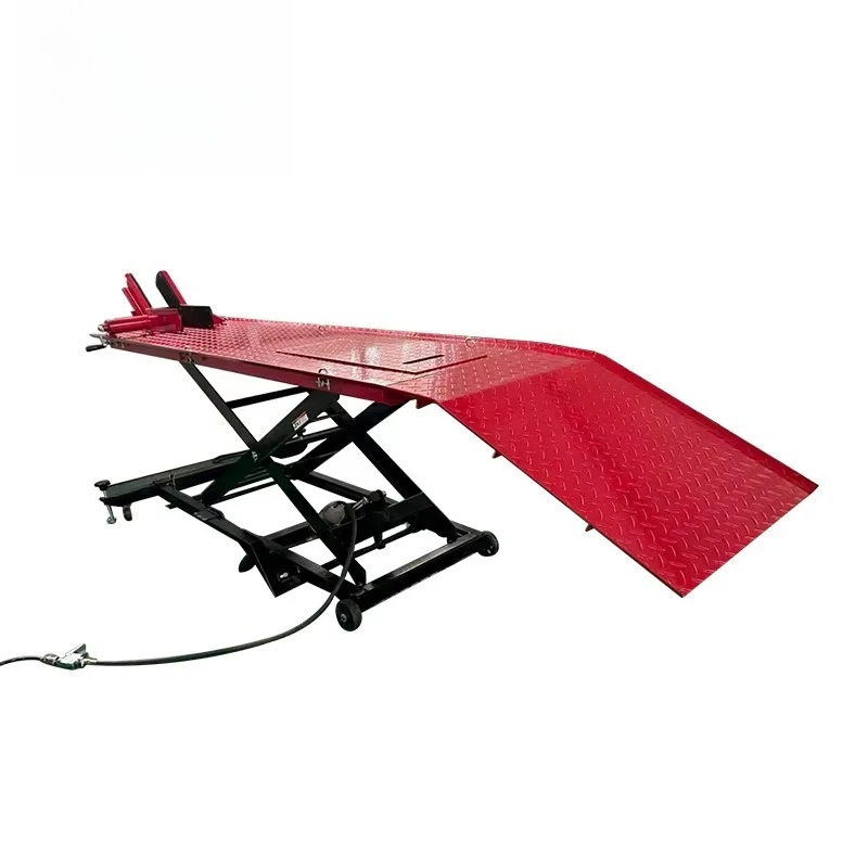 แท่นยกรถมอเตอร์ไซค์แบบใช้ลม 450 กก. 650 กก. 992 ปอนด์ แท่นยกรถมอเตอร์ไซค์แบบไฮดรอลิกแบบใช้มือ  ทางลาดยก