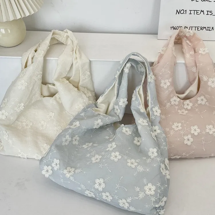 

New embroidered literary and artistic little fresh fairy cloth bag shoulder handbag commuting large-capacity vest bag