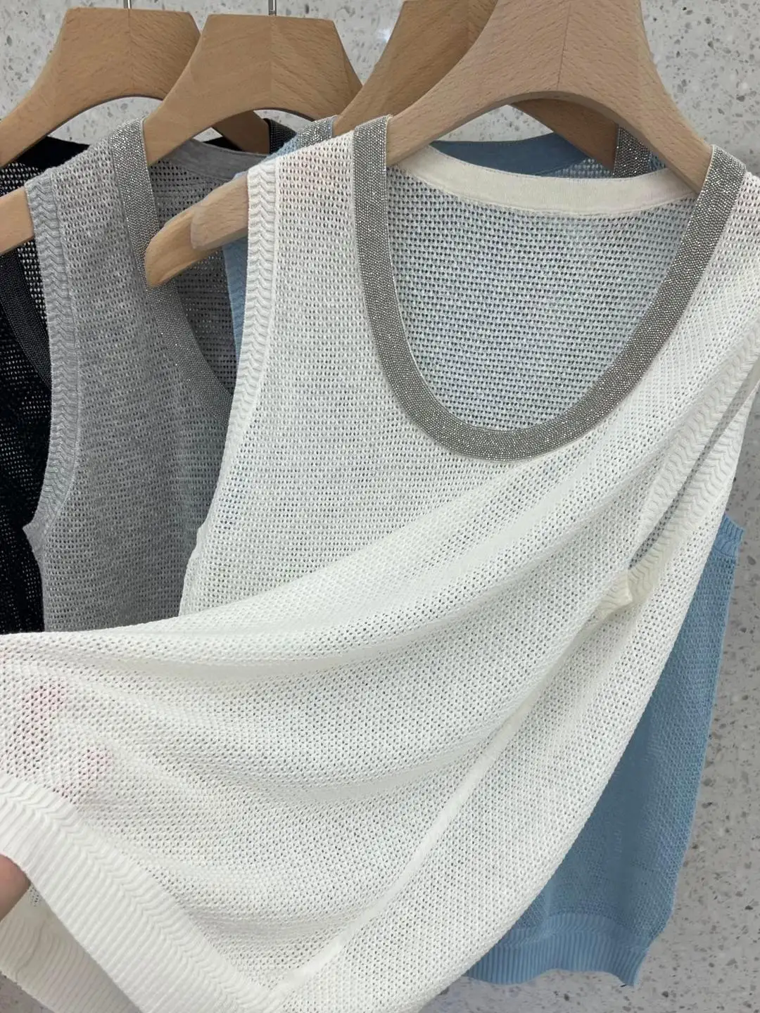 Summer Silk and Linen Round Neck Vest with Lazy Style Slimming Women's Sleeveless Top
