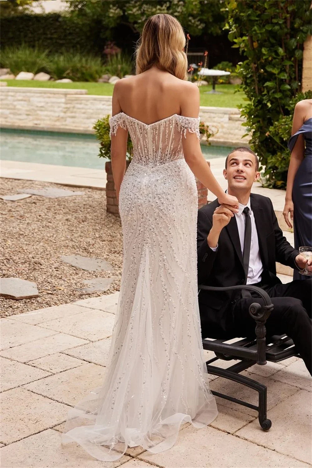 Vestidos de noche elegantes con hombros descubiertos y cuentas, vestido de compromiso fruncido con lentejuelas de sirena de lujo, 2025