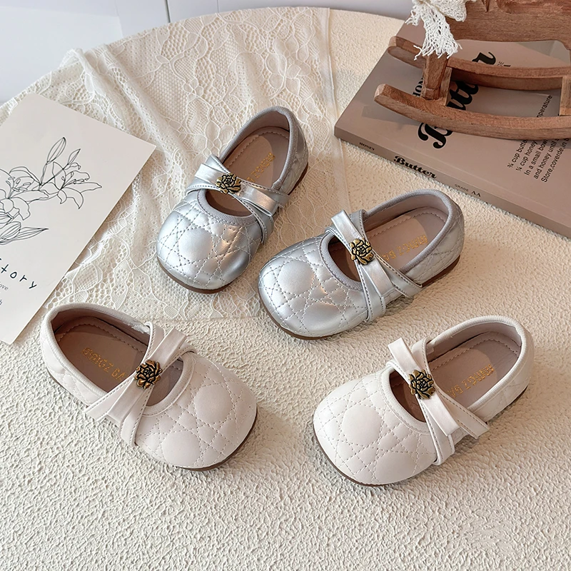 New Cute Toddler Girls Mary Jane Flats Quilted Bow Strap Gold Flower Nonslip Princess Shoes for Party Wedding Daily Wear