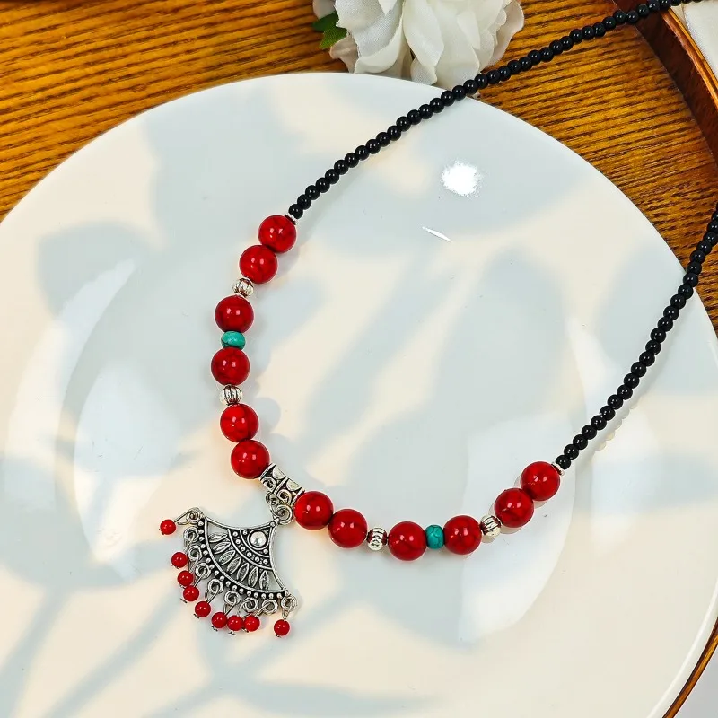 New Bohemian Ethnic Necklace Retro Red Turquoise Tassels Ancient Style Fan-shaped Choker Necklace Collares Jewelry for Women