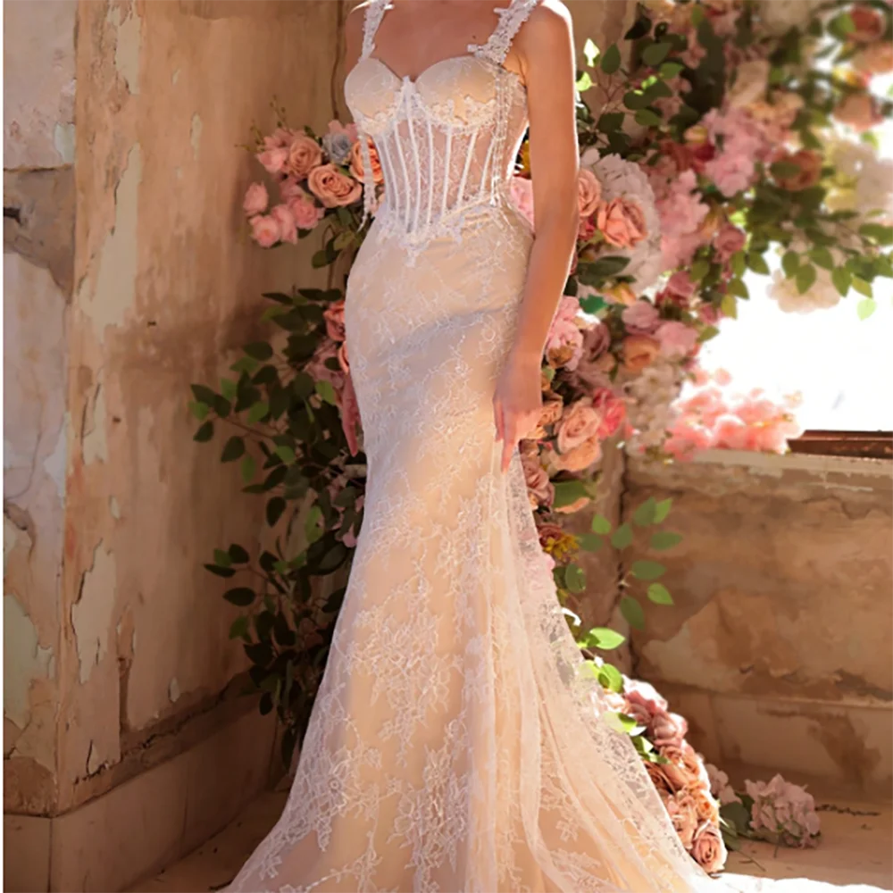 Abiti da sposa eleganti con scollo a cuore in pizzo senza maniche con applicazioni di pizzo e sirena, abiti da sposa personalizzati