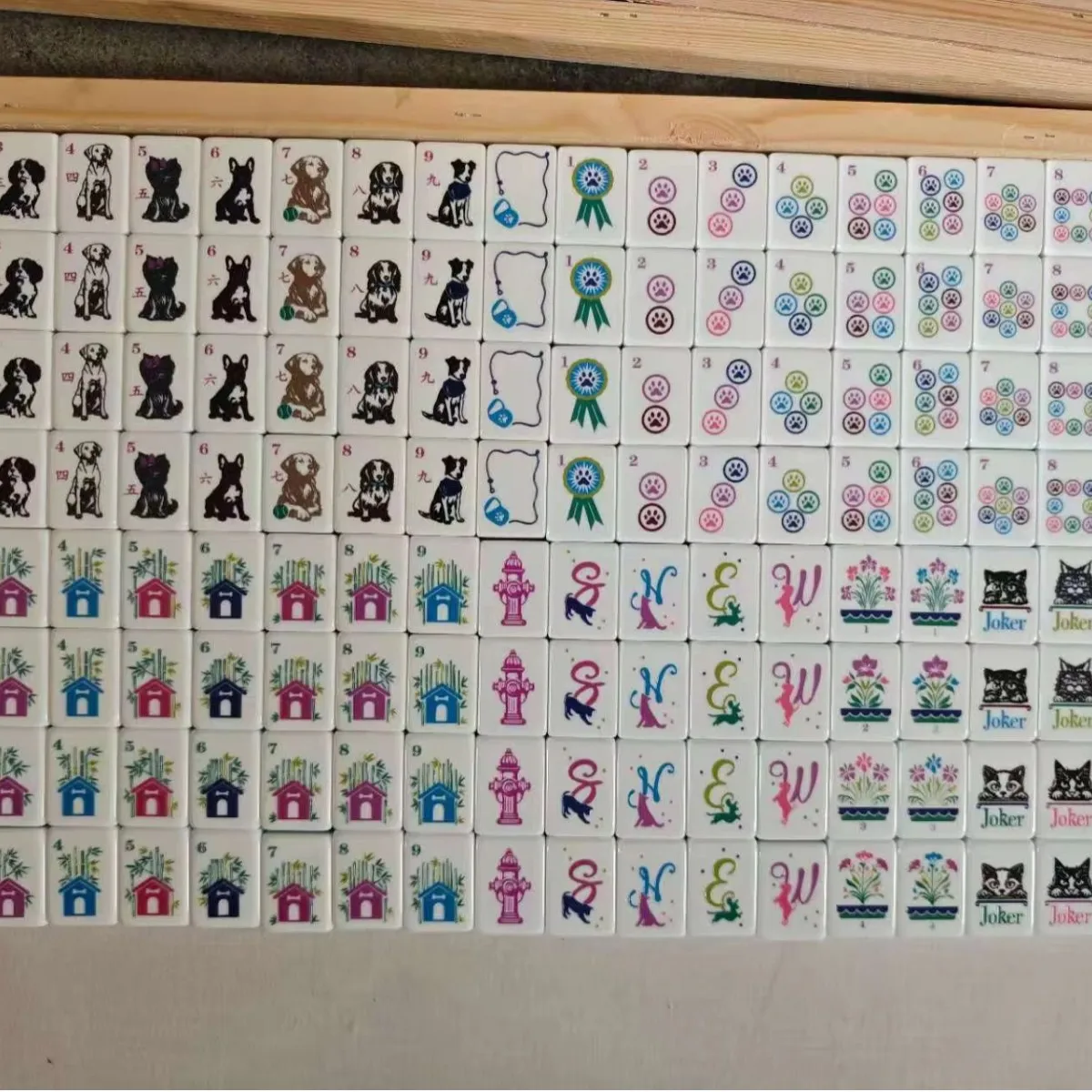 Pet Lover American Acrylic Mahjong Set Mini Hand-Punched Puppy Kitten Pattern Print Mahjong Tiles Poker Birthday Gift for Animal