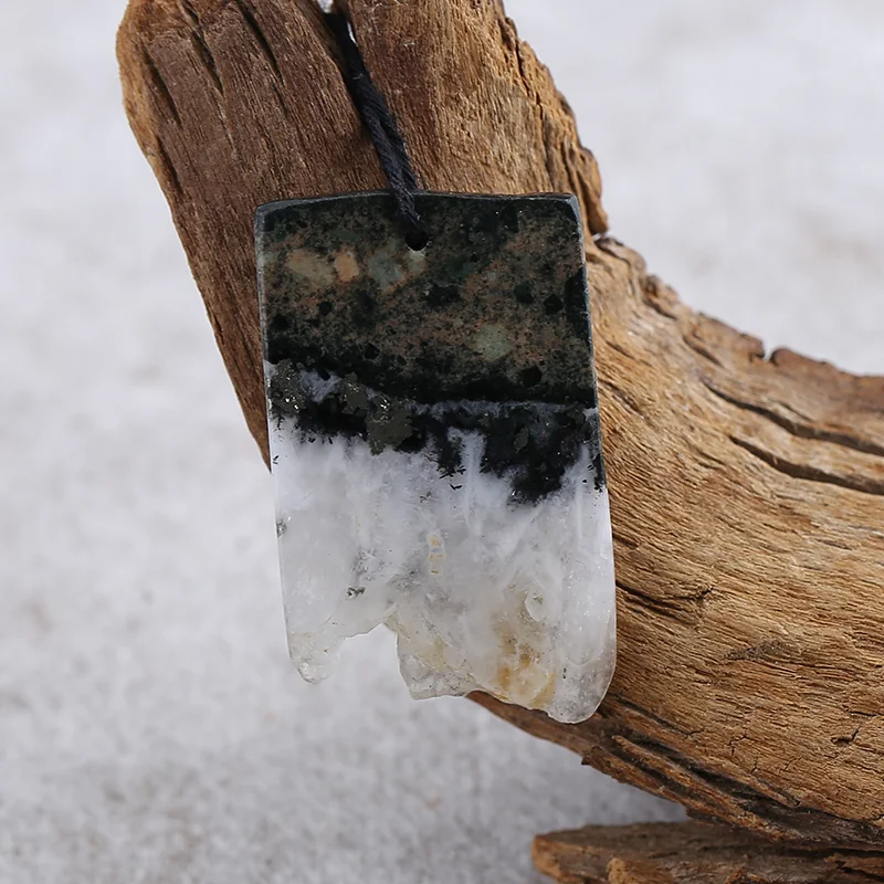 

Natural Agate Irregular Shape Pendant Beads for Jewelry Making, Handmade Natural stones beads 33*20*3mm