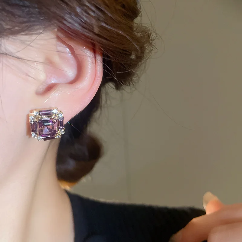Exquisite Design Geometric Square Stud Earring for Women Luxury High-end Rhinestone Earrings Versatile Jewelry Birthday Gift image 5