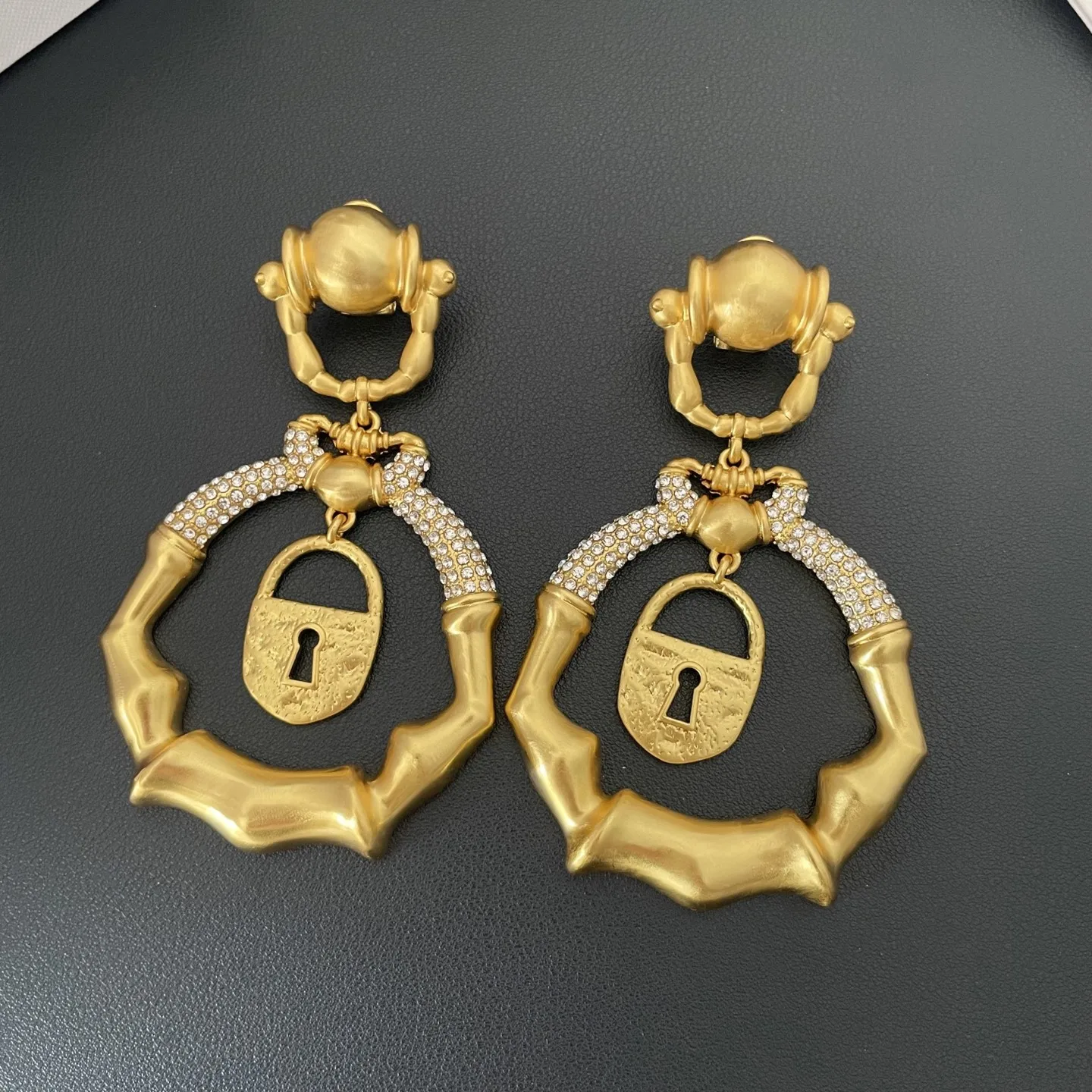 Europe Brass Gold Plated Lock Crystal Exaggerated Large Earring Women Banquet Party Gorgeous Jewelry Accessories