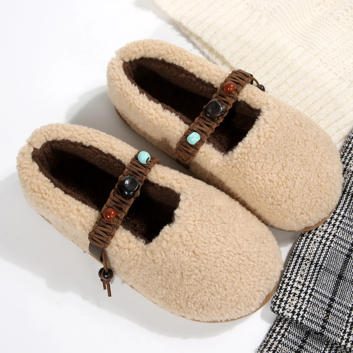 

Women Winter Casual Shoes New Moccasins Soft Flat Non-slip Loafers Slip on Female Cotton Shoes 42-43